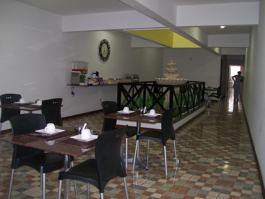 Solaris Pensão 2*